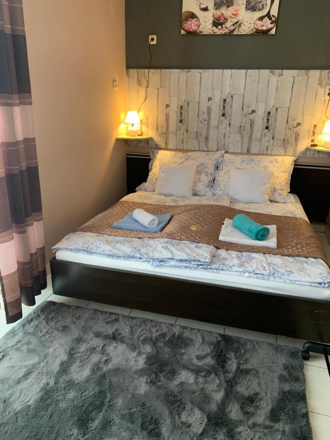 Furo-Lak 1 Apartman Hajduszoboszlo Luaran gambar